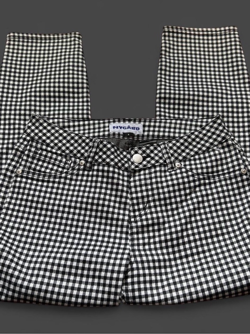 NYGÅRD Black & White Gingham Capris